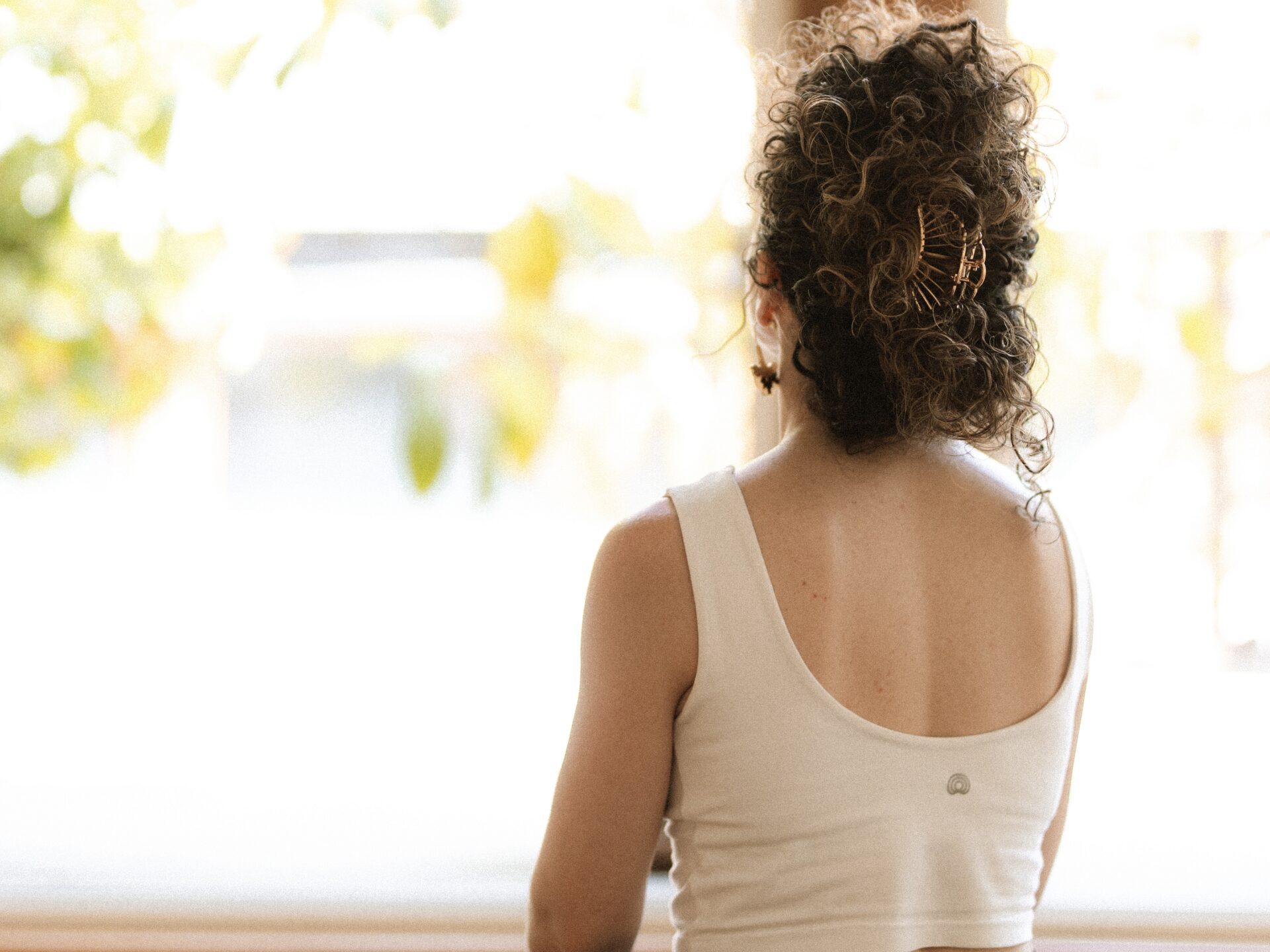 Professeur de Yoga de dos, studio Ashtanga yoga Nantes